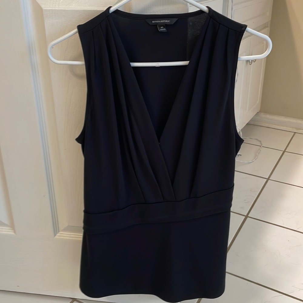 Women’s Banana Republic top
